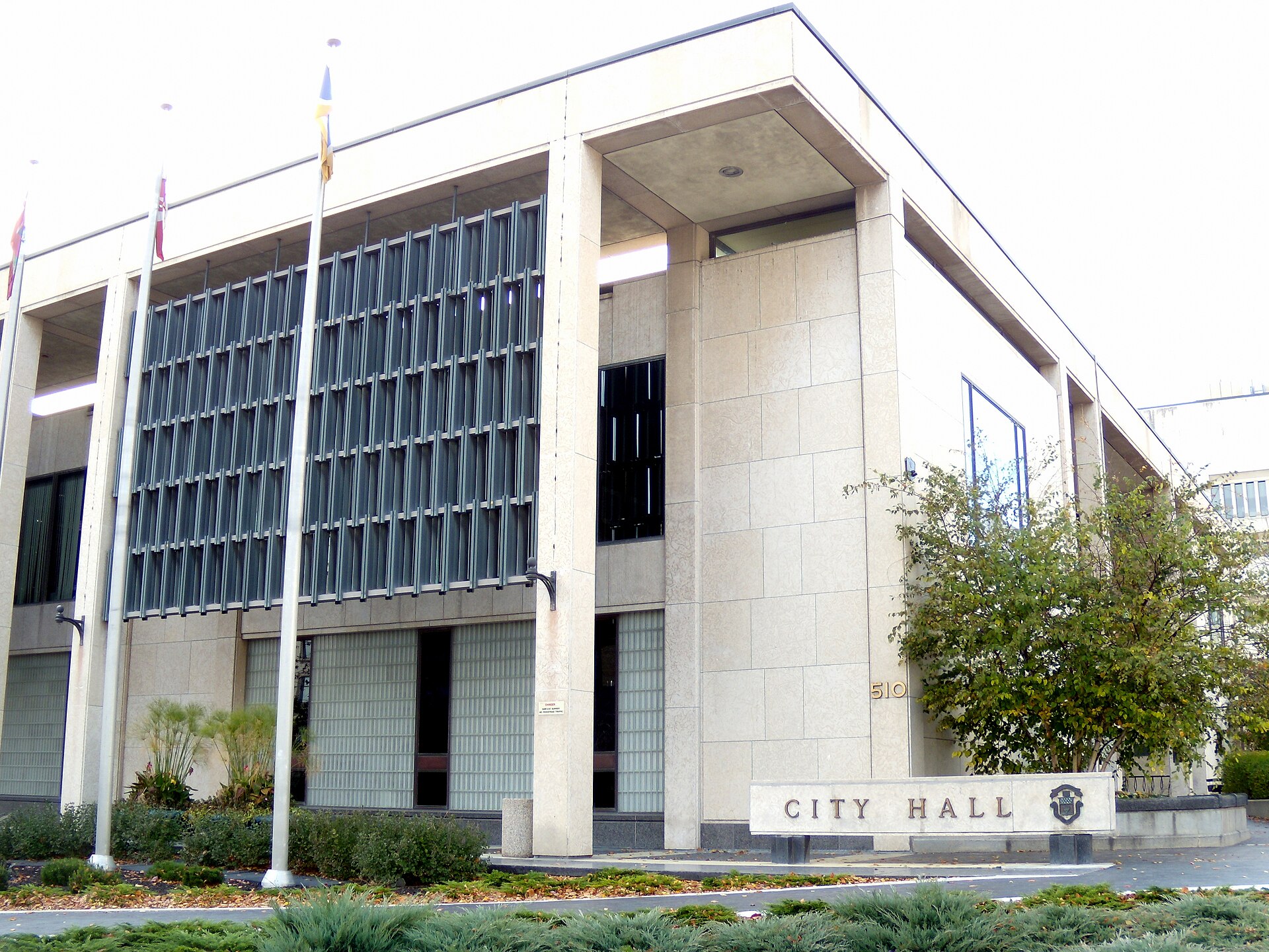 Winnipeg City Hall. File photograph.